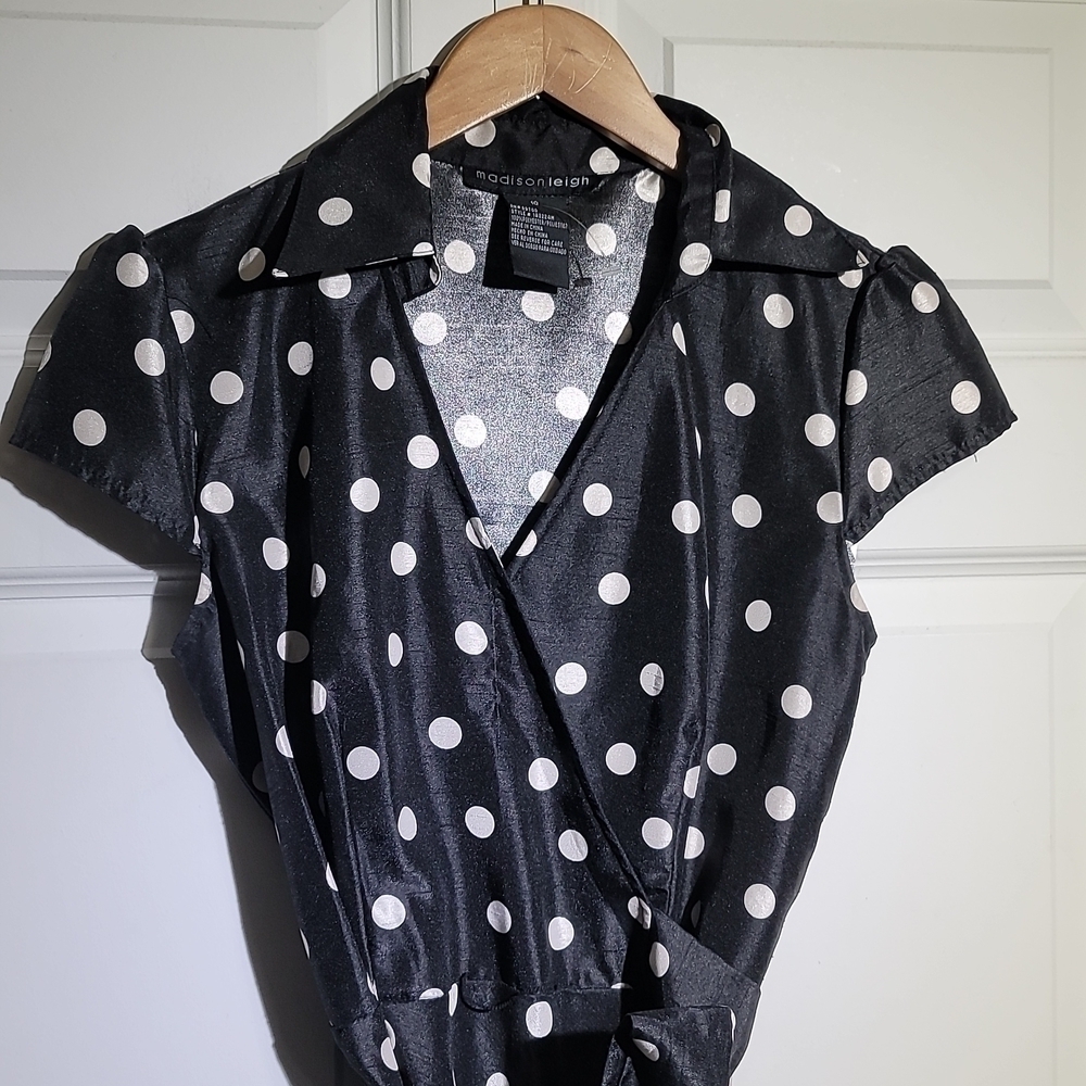 𝅺MADISON Leigh 50's Vibe Polka Dot Cap Sleeve Wrap V-Neck Midi Dress